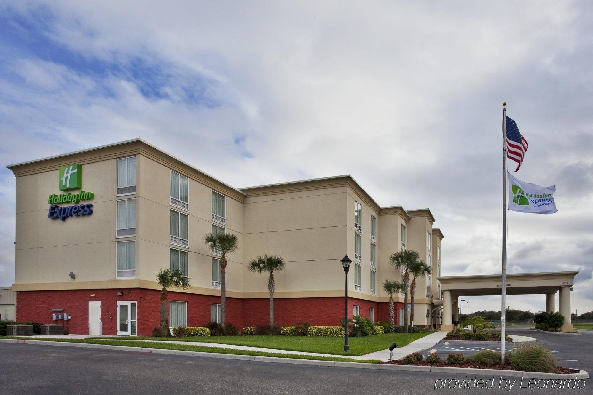 Holiday Inn Express Hotel & Suites Arcadia Dış mekan fotoğraf
